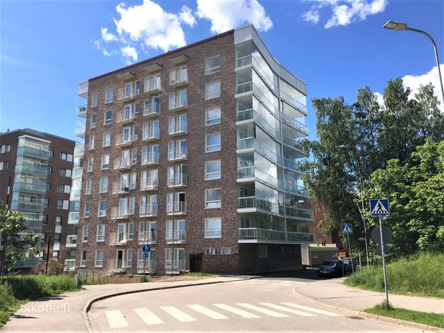 Mestarinkatu 5, Espoo